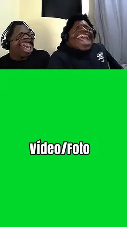 Rindo muito