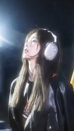 Mẫu video và ảnh