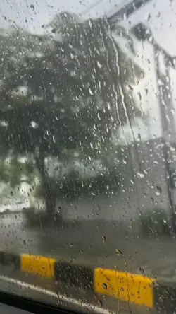 raining in manila