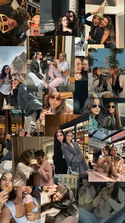 Friendship Moments 