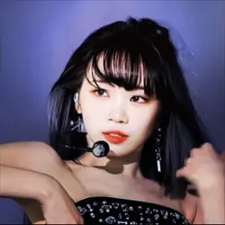 KIM CHAEWON 