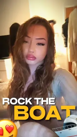 ROCK THE BOAT😍🛥️