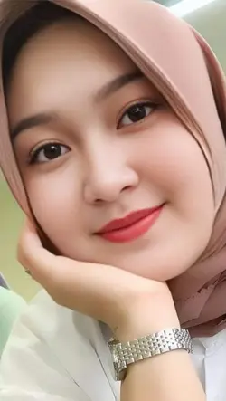 senyum manis 
