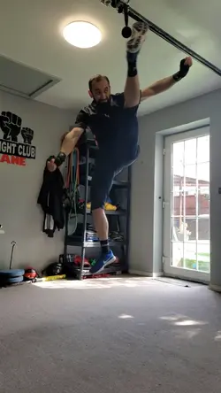 Rev spinning kick