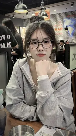 1 ảnh + màu