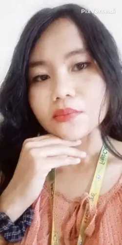 Ekpresi tersenyum