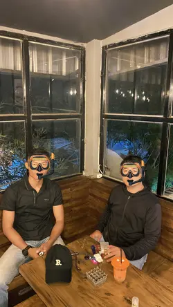 kacamata renang