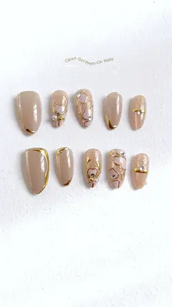 Nails 