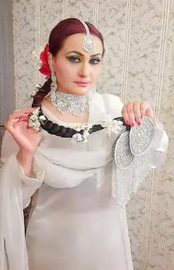 Mujra Nasebo Lal