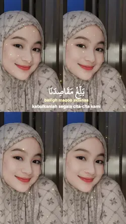 pakai mukenah cantik