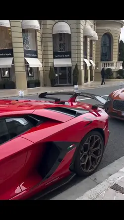 LAMBORGHINI 