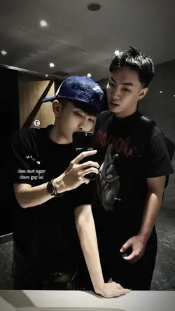 1 ẢNH MÀU + LYRIC