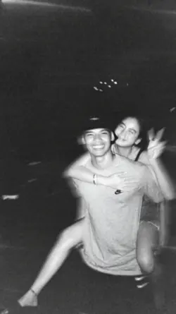 b&w