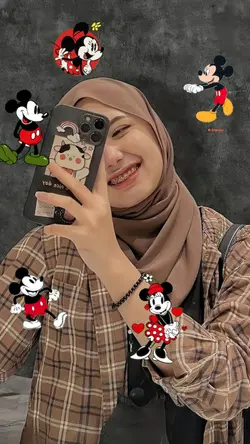 VERSI MICKEY MOUSE