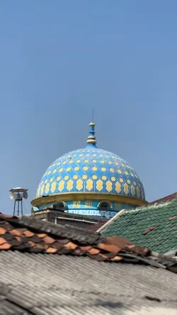YANG MANIS-MANIS 