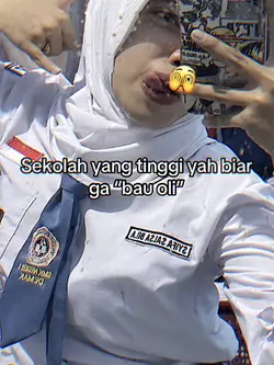 sekolah yg tinggi ya