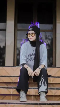 text besar api biru 