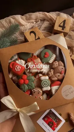 christmas is coming 