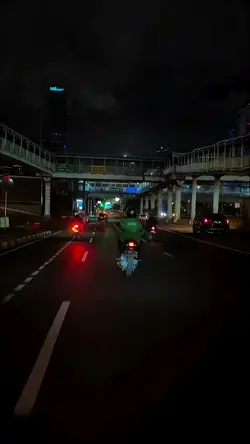 Night Slowmo