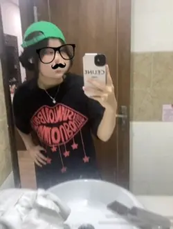 Nhiều ảnh |