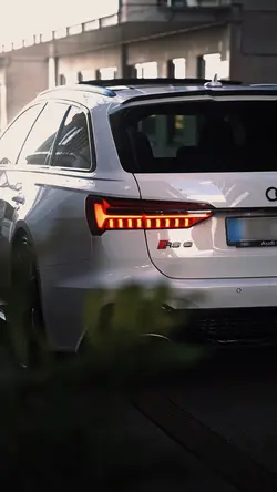 AUDI RS6- 4K QUALITY