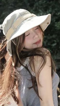 2 ảnh nhẹ nhàng