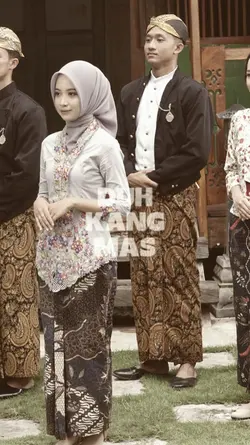 1 foto pake kebaya
