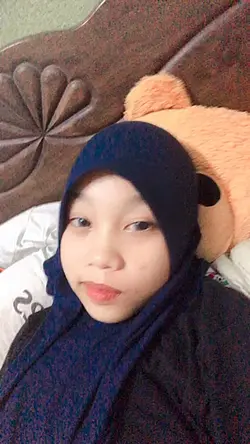 🥹🫰🏻