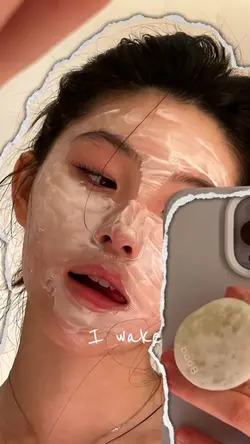 Girl in the mirror
