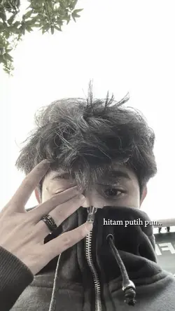 hitam putih pun..