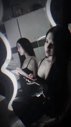 1 ảnh + Màu Lyrics