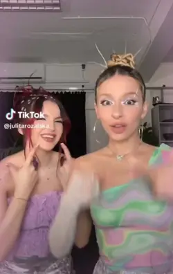 Julitka i Kartonii