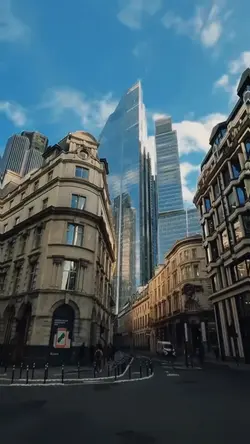 City vlog trend