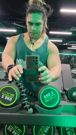 arms