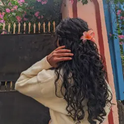curly hair