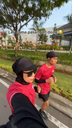 Lari sama pacar
