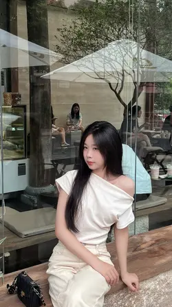 2pics QT31628091736