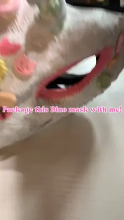 Dino mask!