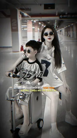 NHÀ CÓ MỖI ĐỨA CON T