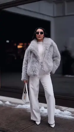 MODEL VIRAL 
