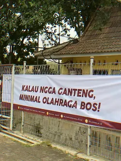 kalau ngga ganteng 
