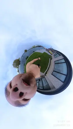 Insta360