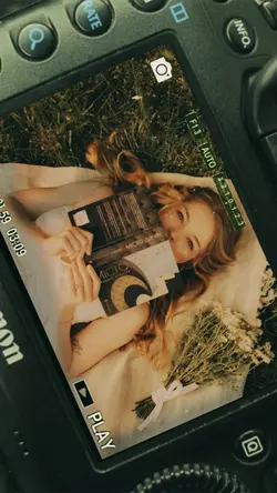 Frame camera