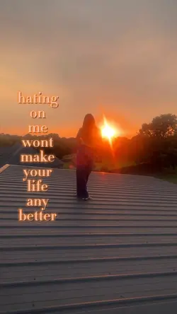 love>>hate 