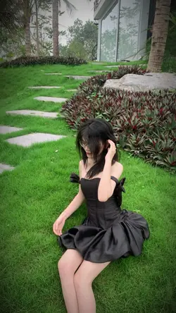 2 ảnh buồn