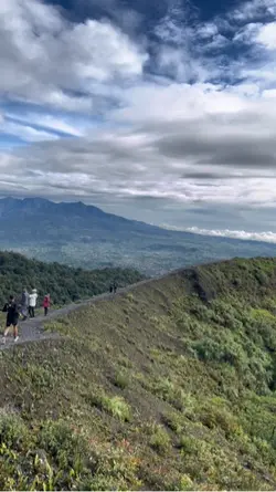 TRAIL RUNNING