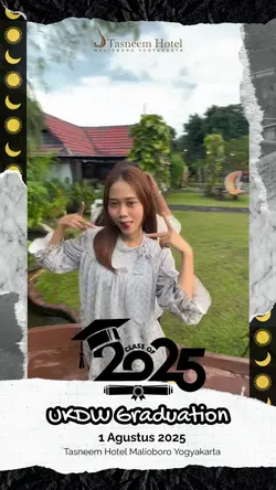 Graduation Frame 360