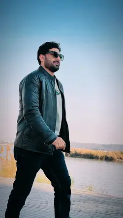 HD Slomo walk
