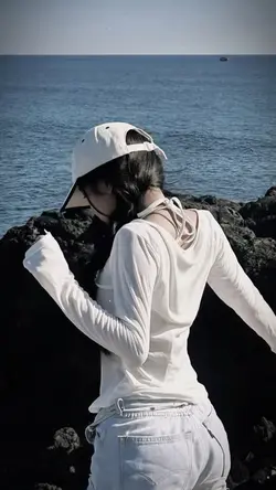 Bốn chữ lắm remix
