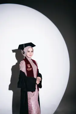 wisuda vibes